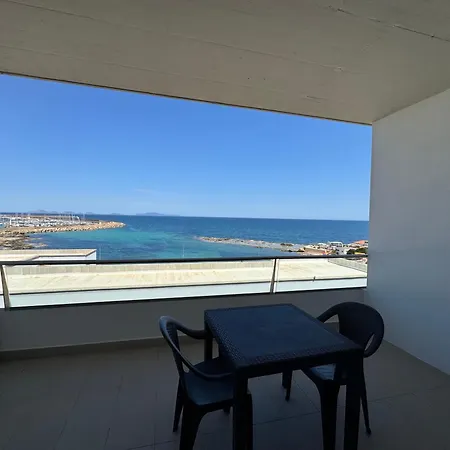 Lungomare Lejlighed *