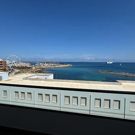 Lungomare アパート